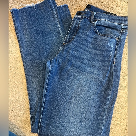 Banana Republic Denim - Banana Republic Girlfriend Jeans - 29